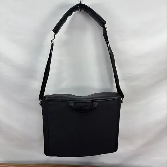 Bose SoundDock Portable Travel Bag Carrying Case ONLY and Shoulder Strap Black - Picture 8 of 13